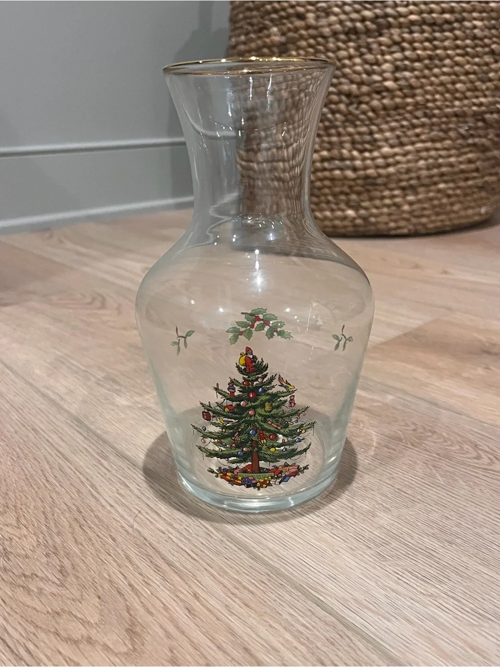 SPODE CHRISTMAS TREE GLASS CARAFE GOLD TRIM